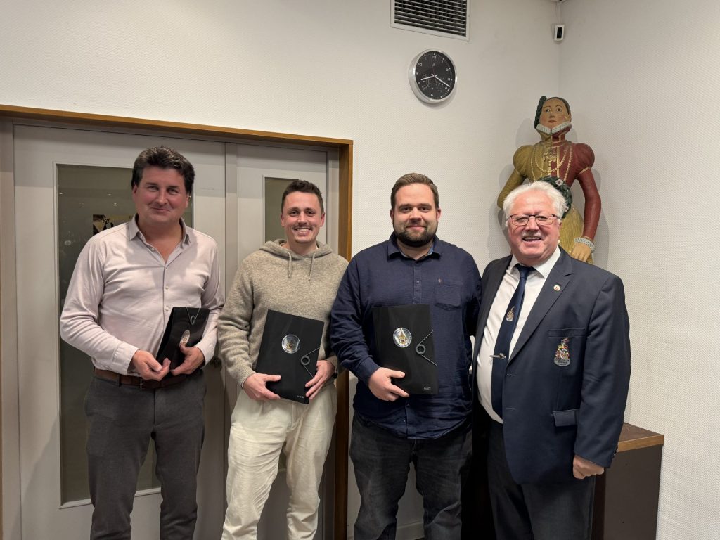 Aufnahme neuer Mitglieder Mitgliederversammlung Dezember 2025