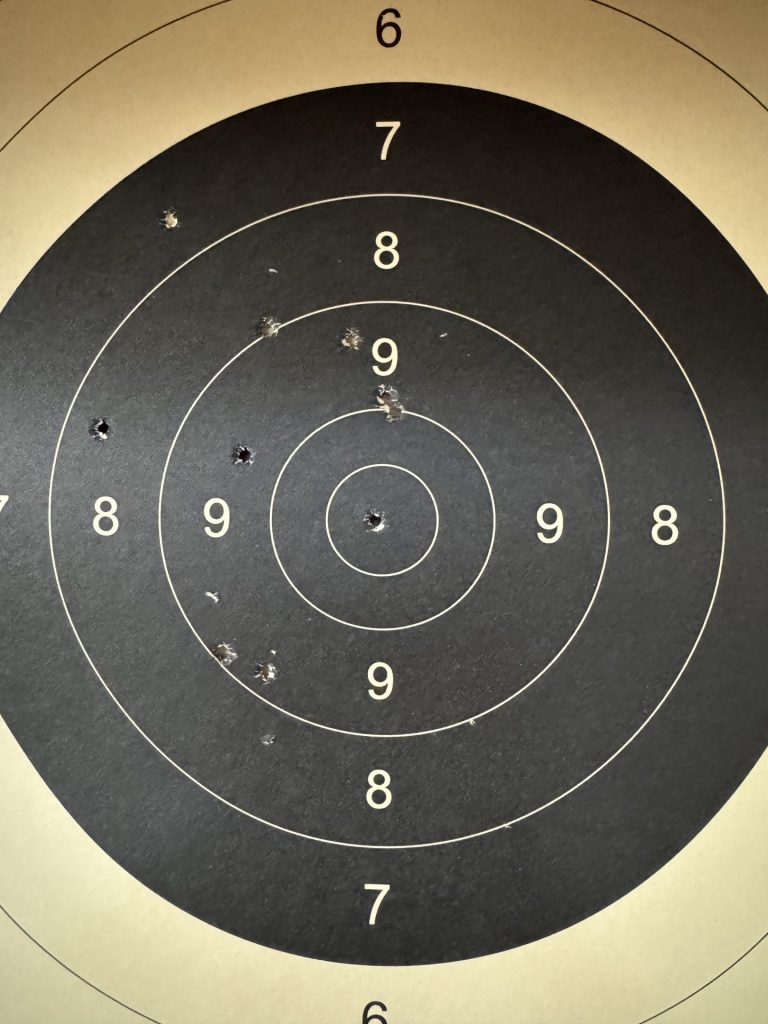 Beginn Ketttenschießen, 100 Meter Scheibe