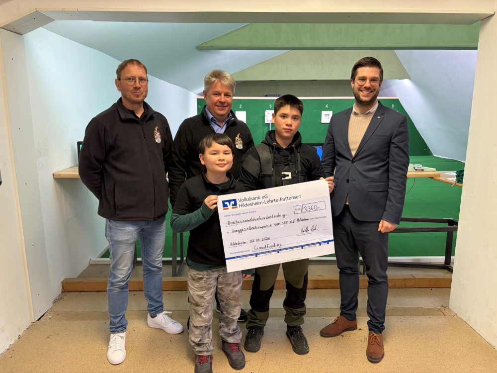 Spendenübergabe Volksbank eG